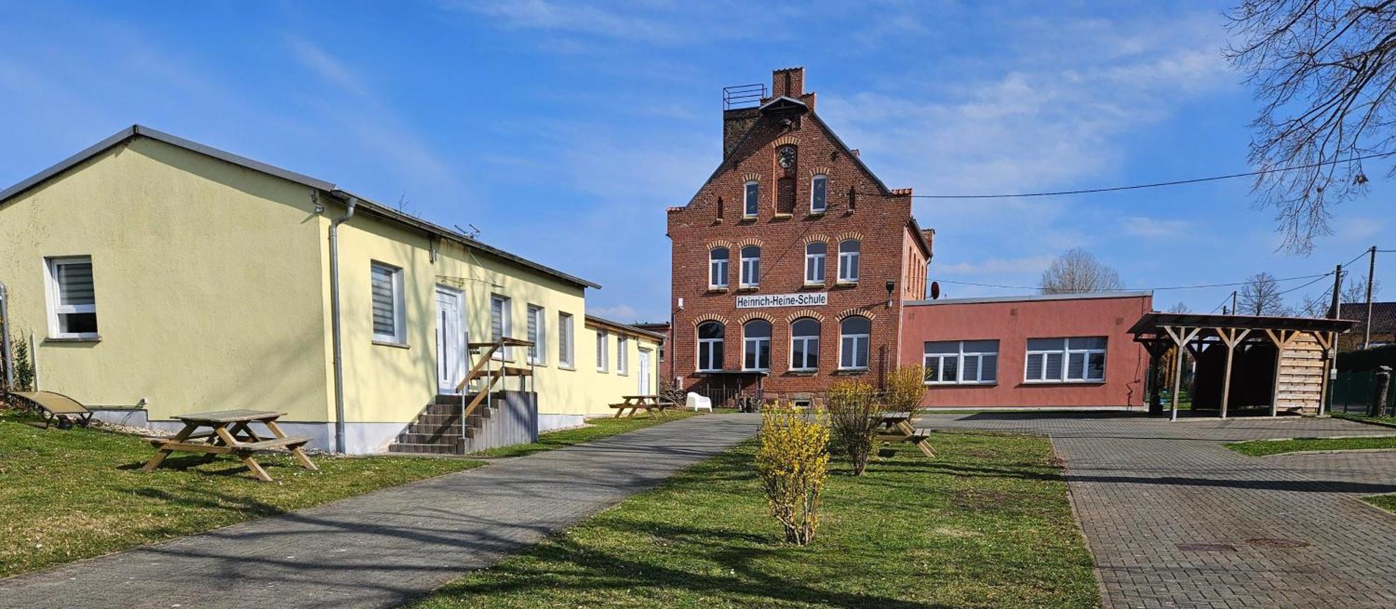 Gaestehaus Heinrich Heine Schule Bad Dürrenberg Extérieur photo